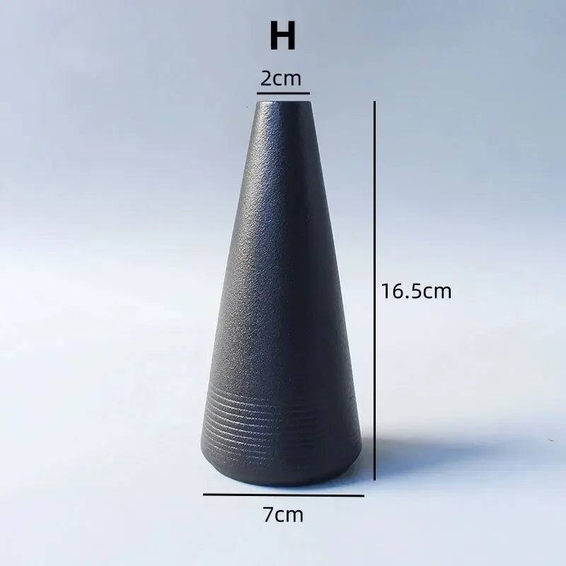 Handcrafted Black Ceramic Vase - Modern Minimalist Decor for Living Room, Bedroom, Bookshelf | Perfect for Weddings & Gifts - Confia