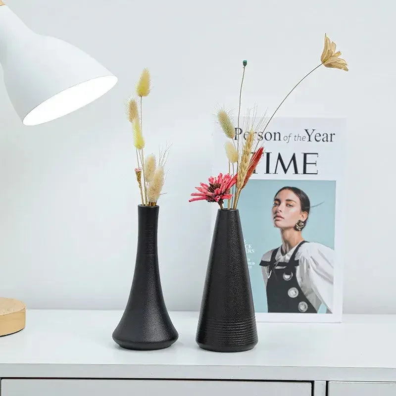 Handcrafted Black Ceramic Vase - Modern Minimalist Decor for Living Room, Bedroom, Bookshelf | Perfect for Weddings & Gifts - Confia